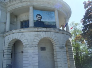 The front of the Tolstoy Library in Sevastopol